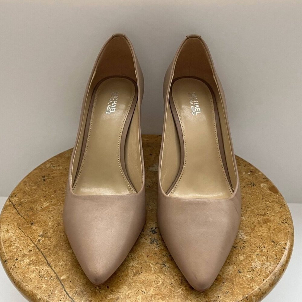 Michael Kors Dorothy Flex 40F6DOMP1L Women Beige Leather Slip On Pump Heel Sz 8M